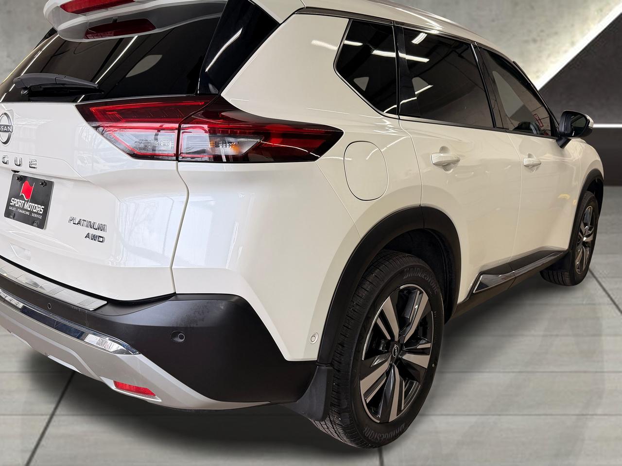 2023 Nissan Rogue Platinum AWD+HUD+BSM+Pano Roof+CLEAN CARFAX Photo