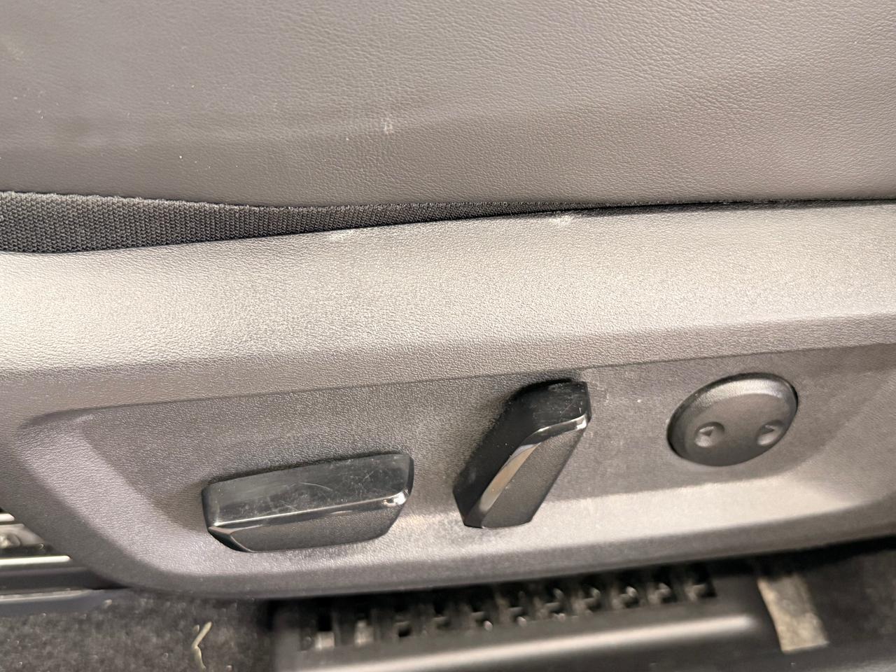 2023 Nissan Rogue Platinum AWD+HUD+BSM+Pano Roof+CLEAN CARFAX Photo49