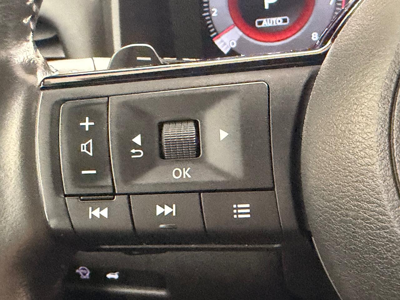 2023 Nissan Rogue Platinum AWD+HUD+BSM+Pano Roof+CLEAN CARFAX Photo55