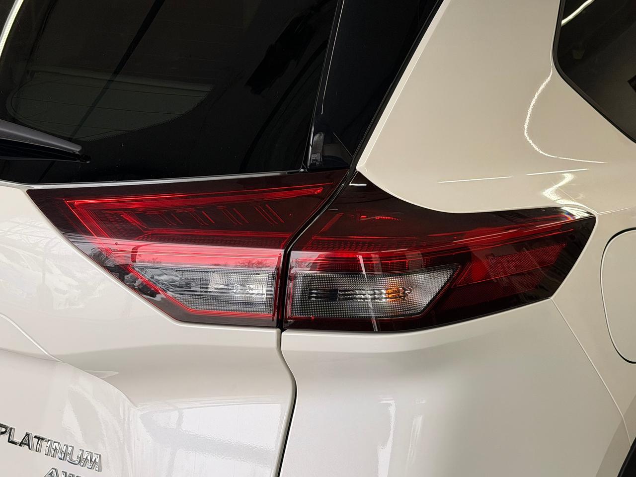 2023 Nissan Rogue Platinum AWD+HUD+BSM+Pano Roof+CLEAN CARFAX Photo