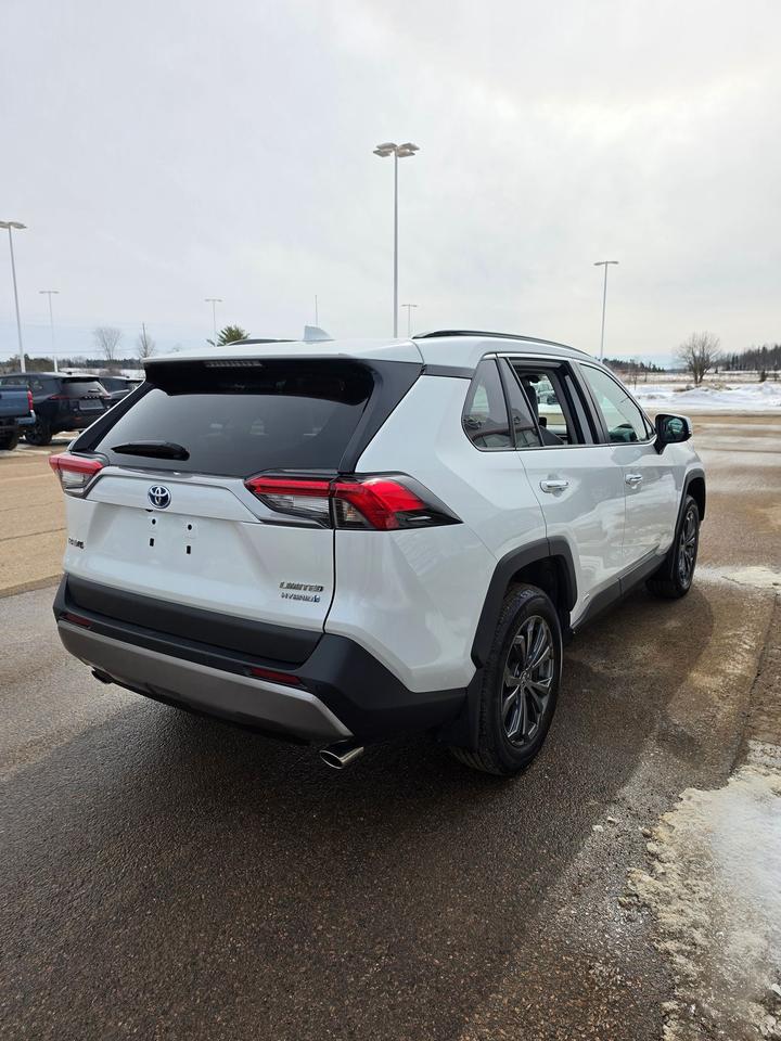 2024 Toyota RAV4 Hybrid Limited Photo2