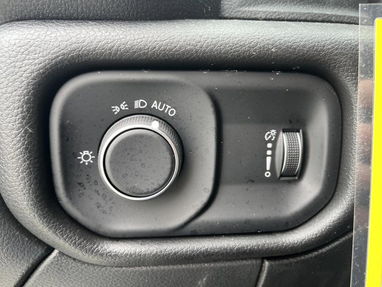 13793595