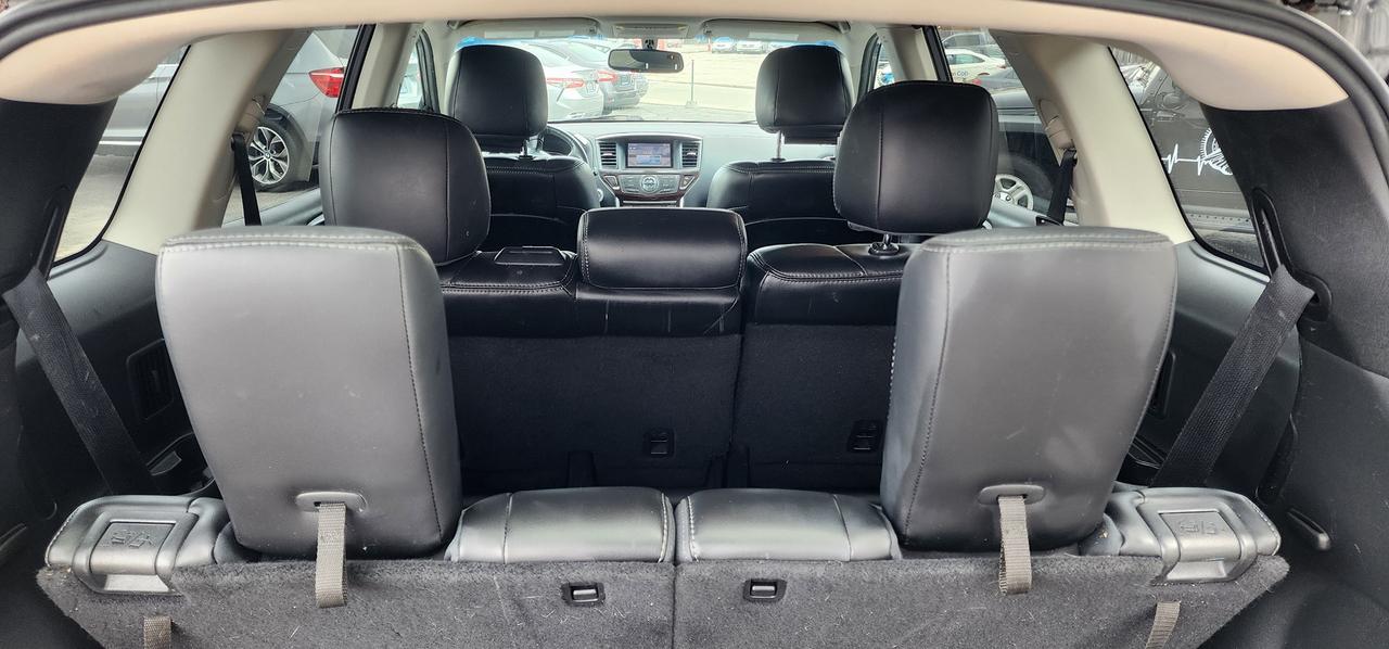 2016 Nissan Pathfinder SL- NEW BRAKES, TIRES, FULLY CERTIFIED !!! Photo