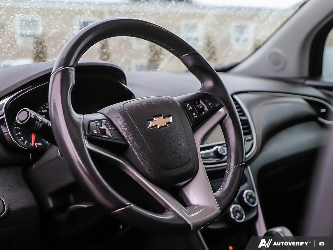 2019 Chevrolet Trax LT, LOW KM'S, REMOTE START, PWR S/ROOF, R/V CAM Photo