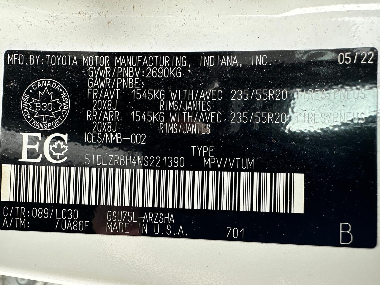 2022 Toyota Highlander XSE V6 AWD Heated Leather Sunroof BackupCam 3-Row Photo