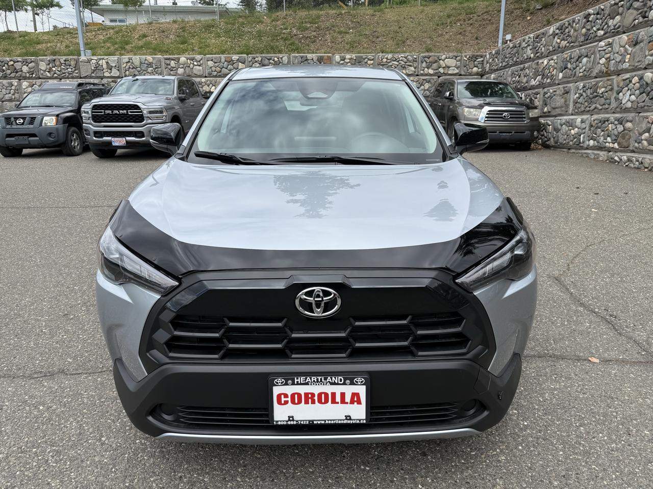 2026 Toyota Corolla Cross LE AWD Photo