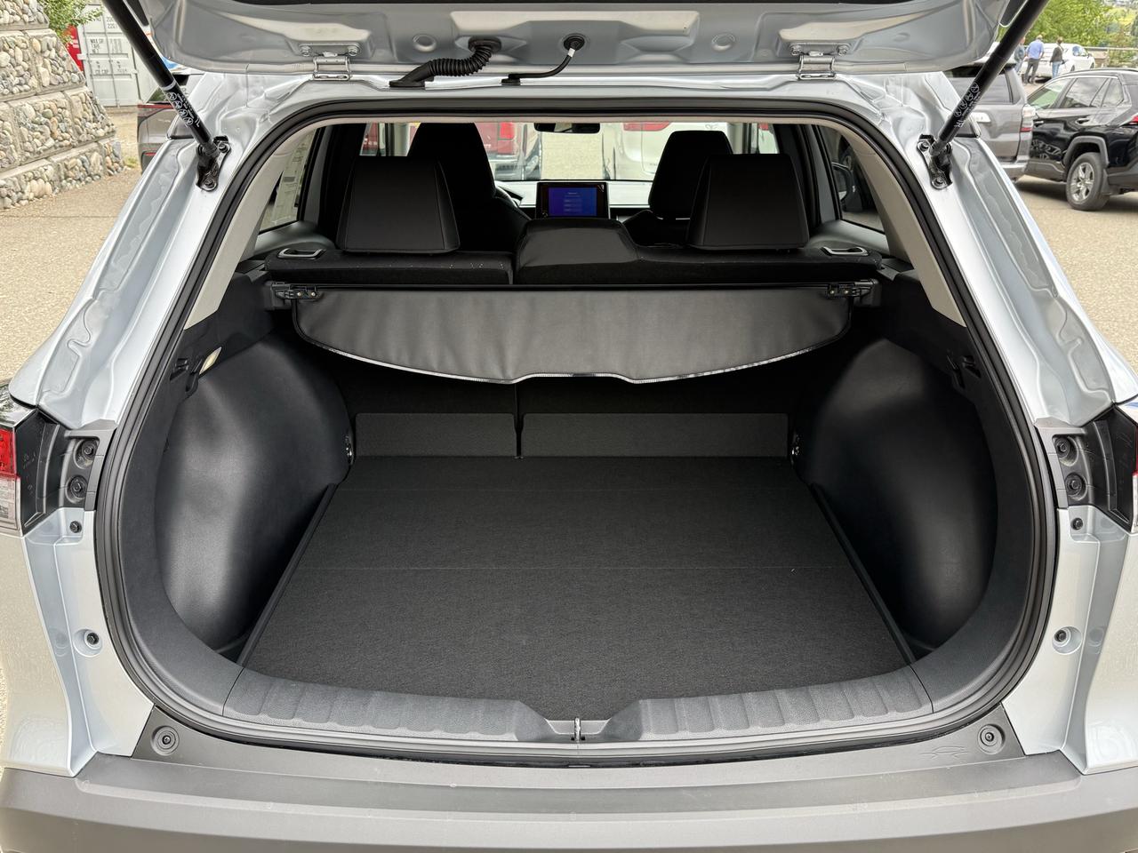 2026 Toyota Corolla Cross LE AWD Photo