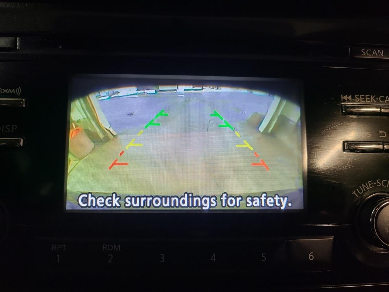 2016 Nissan Rogue SV - Photo #14