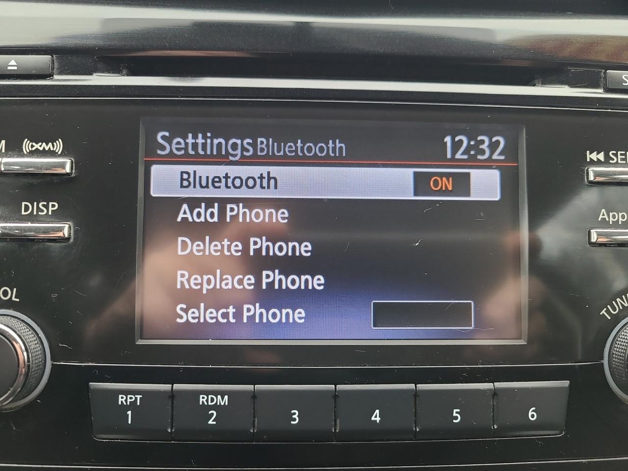 2016 Nissan Rogue SV - Photo #15