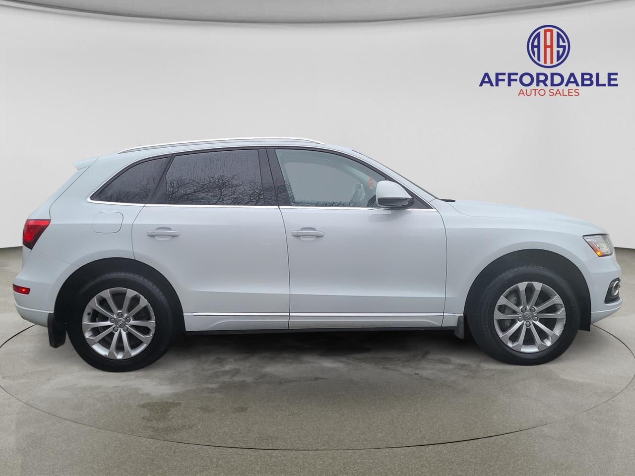 2015 Audi Q5 2.0T Progressiv - Photo #6