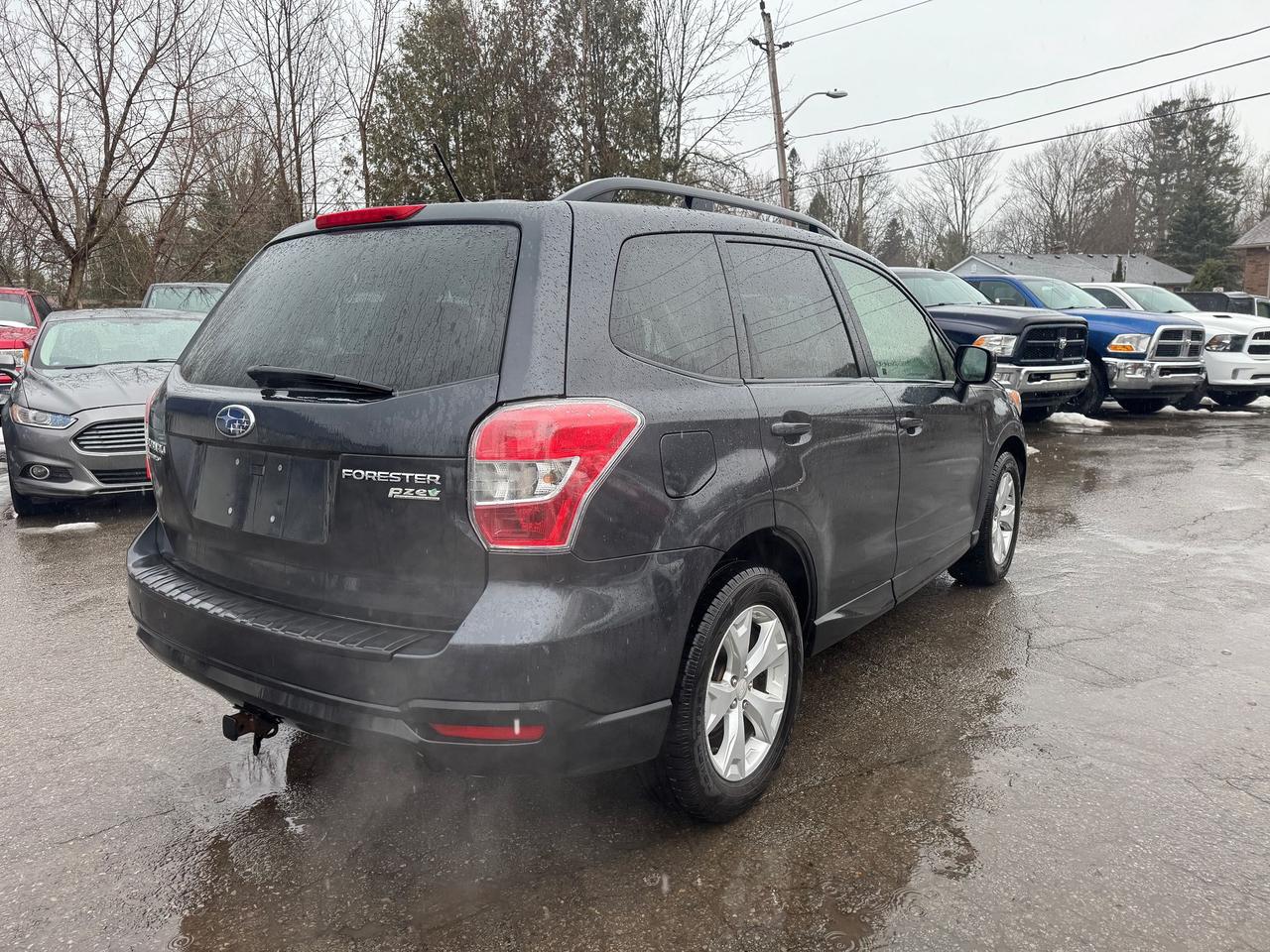 2015 Subaru Forester 5dr Wgn CVT 2.5i Convenience PZEV Photo