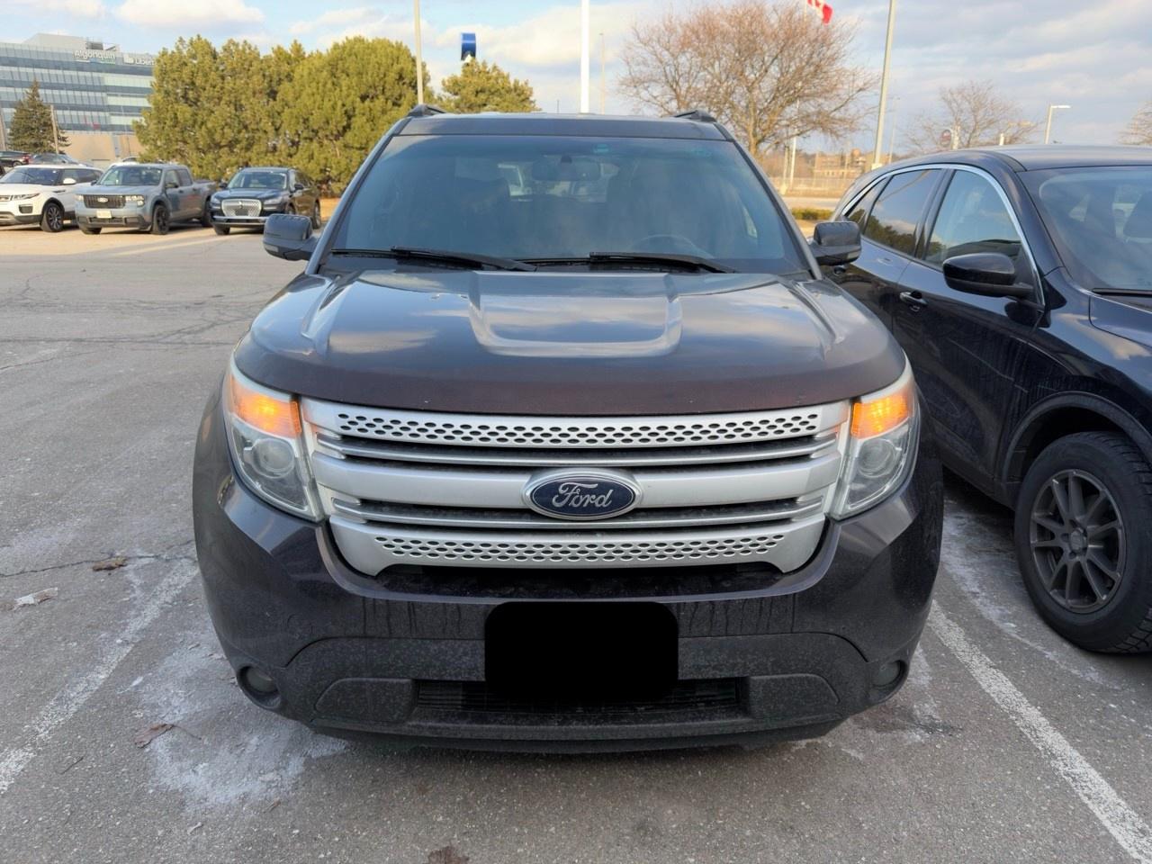 2013 Ford Explorer XLT 202A|KODIAK BROWN METALLIC | CHARCOAL BLACK LEATHER-TRIMMED SEAT TRIM | 3.5L TI-VCT V6 ENG | 6-SPEED SELECTSHIFT A/T | P245/60R18 Photo4