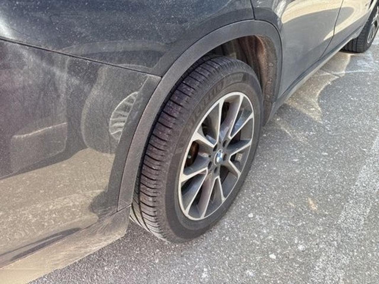 2016 BMW X5 xDrive35d TERRA DAKOTA LEATHER|SPORT A/T W/SHIFT PADDLES| DRIVING ASSISTANT PLUS | WHLS 19 X 9 STAR SPOKE LT| PREMIUM PKG ESSENTIAL Photo