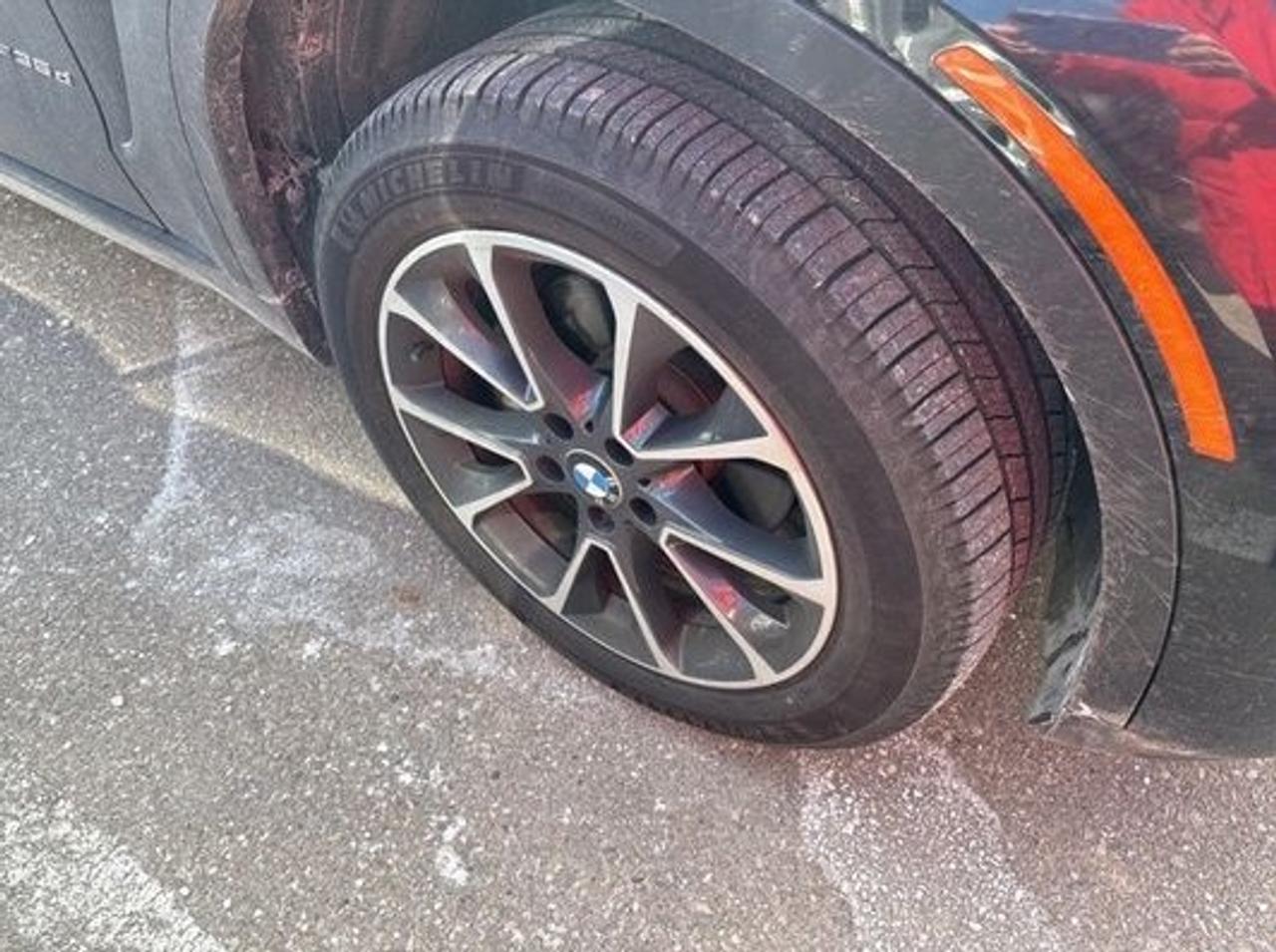 2016 BMW X5 xDrive35d TERRA DAKOTA LEATHER|SPORT A/T W/SHIFT PADDLES| DRIVING ASSISTANT PLUS | WHLS 19 X 9 STAR SPOKE LT| PREMIUM PKG ESSENTIAL Photo