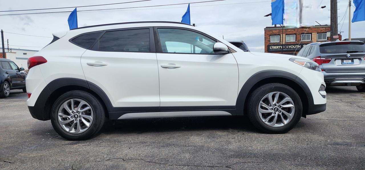 2018 Hyundai Tucson 2.0L SE AWD Photo