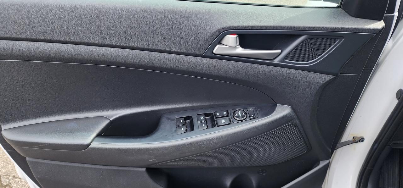 2018 Hyundai Tucson 2.0L SE AWD Photo