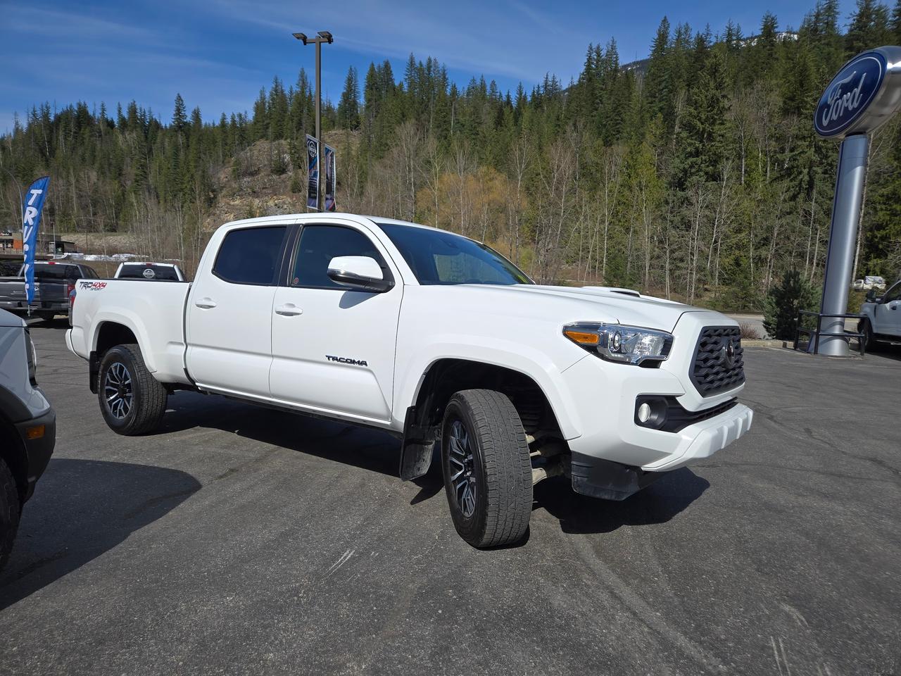2023 Toyota Tacoma Base Photo3