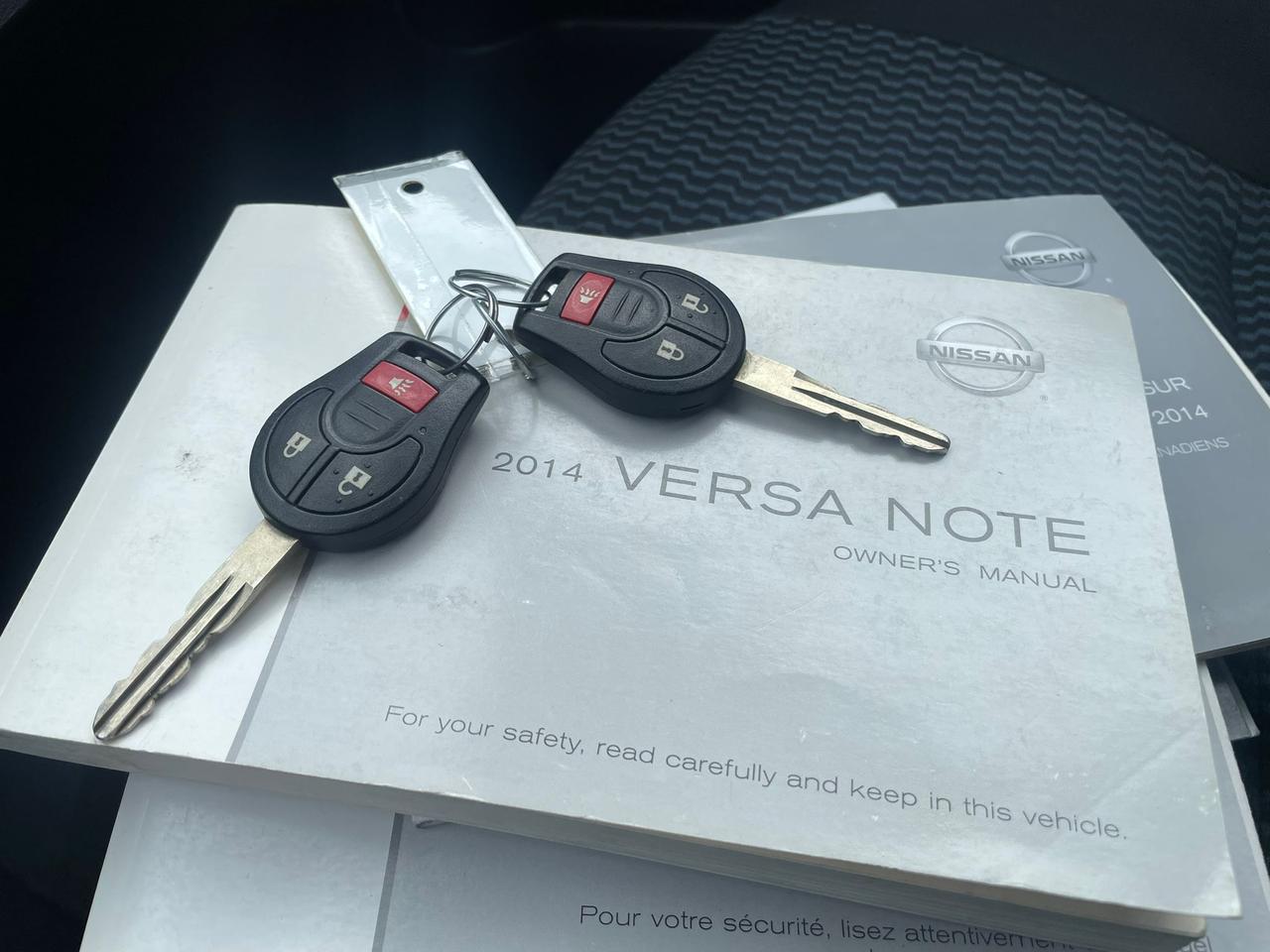 2014 Nissan Versa Note LOW KM NEW TRANSMISTION CAMERA SAFETY CERTRIFED Photo