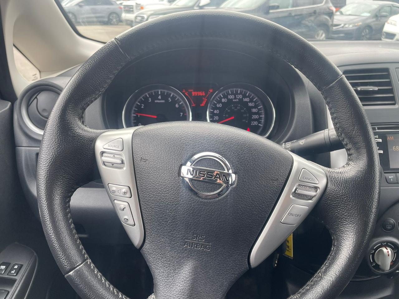 2014 Nissan Versa Note LOW KM NEW TRANSMISTION CAMERA SAFETY CERTRIFED Photo