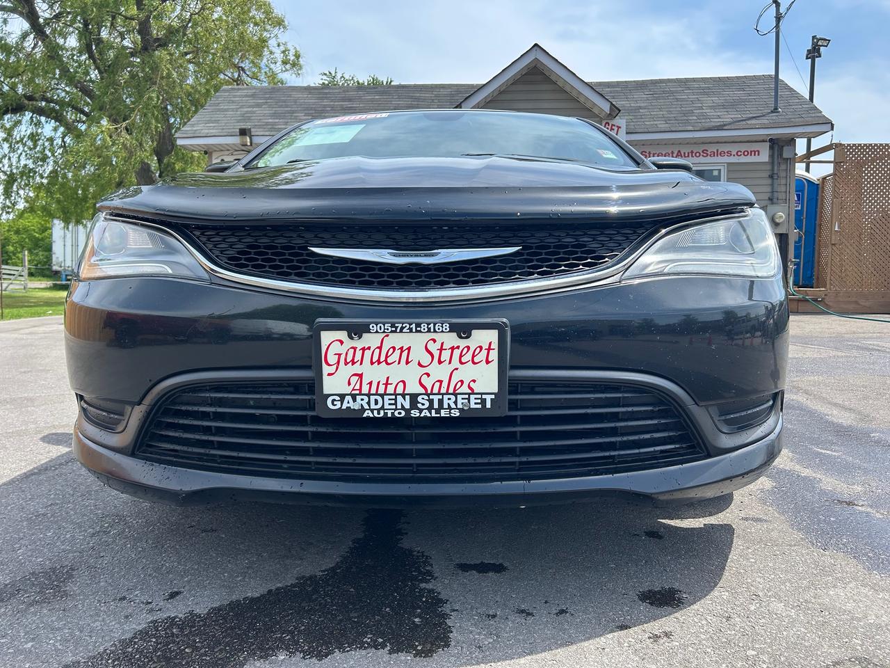 2015 Chrysler 200 LX Photo