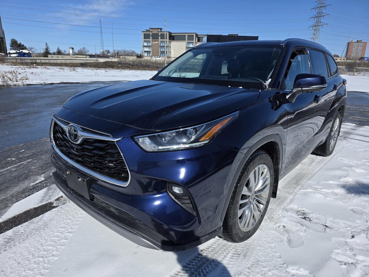 Used 2024 Toyota Highlander PLATINUM AWD for sale in Ottawa, ON