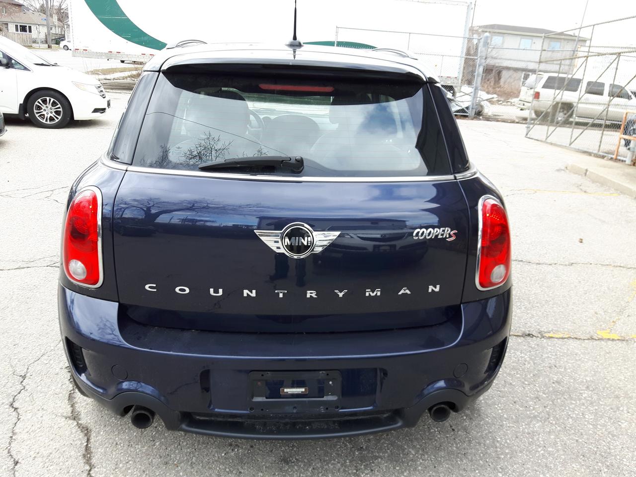 2013 MINI Cooper Countryman S ALL4 Photo3