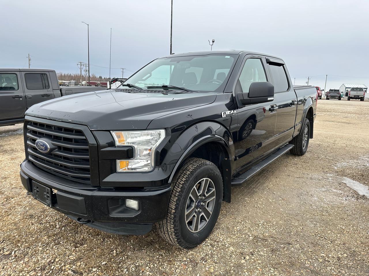 2015 Ford F-150 XLT Photo0