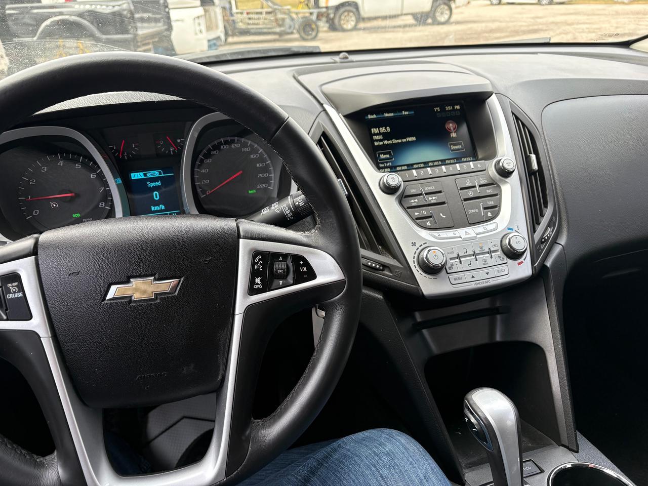 2015 Chevrolet Equinox LT Photo