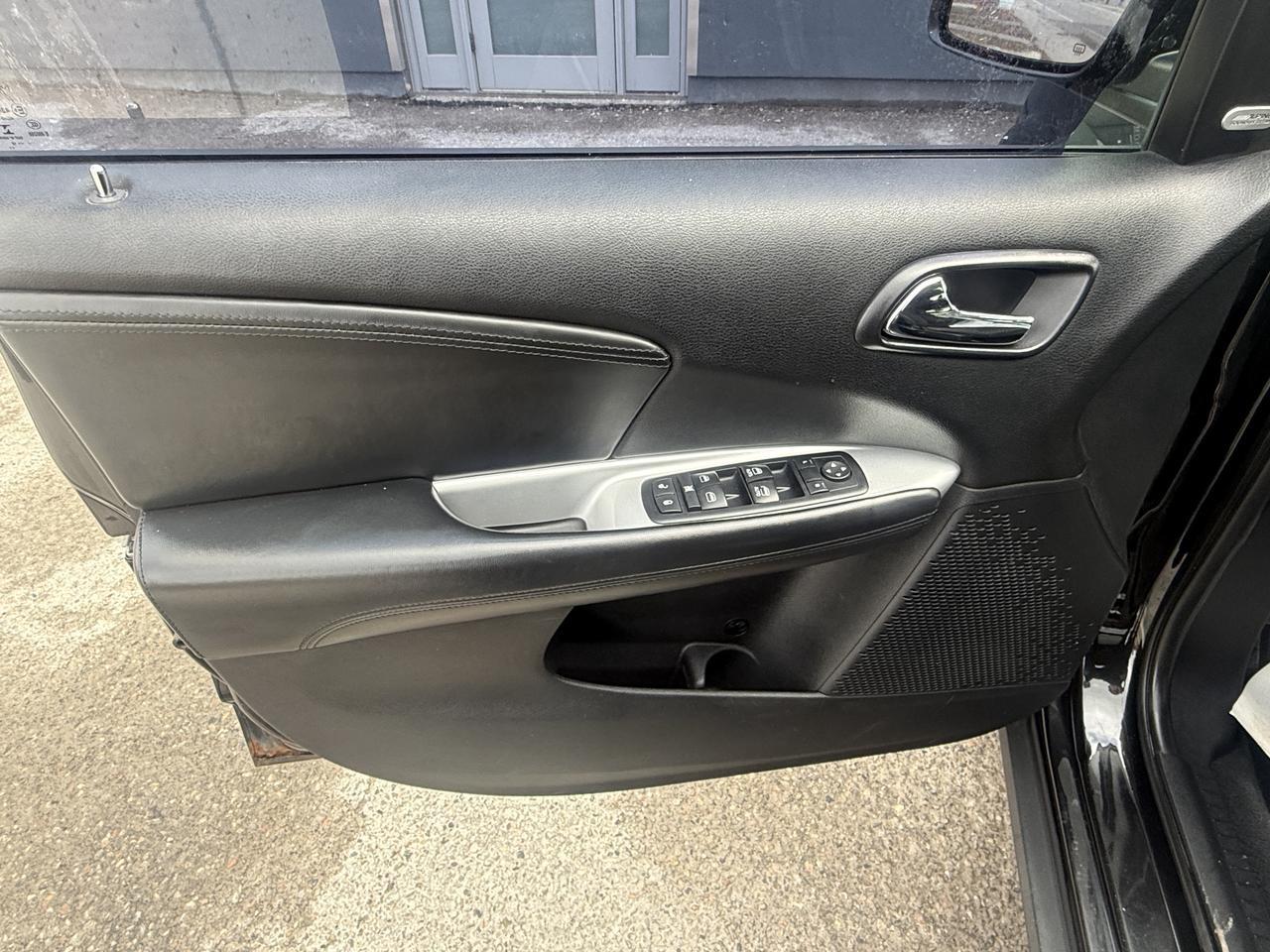 2012 Dodge Journey FWD 4DR SXT Photo