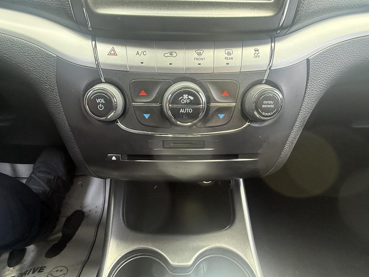 2012 Dodge Journey FWD 4DR SXT Photo