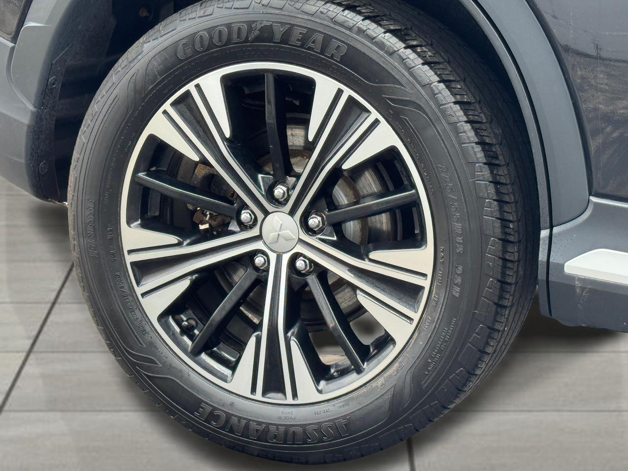 2018 Mitsubishi Eclipse Cross SE S-AWD+Adaptive Cruise+CLEAN CARFAX Photo