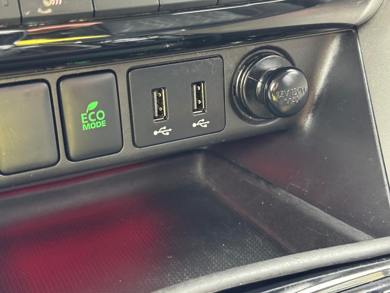 2018 Mitsubishi Eclipse Cross SE S-AWD+Adaptive Cruise+CLEAN CARFAX Photo