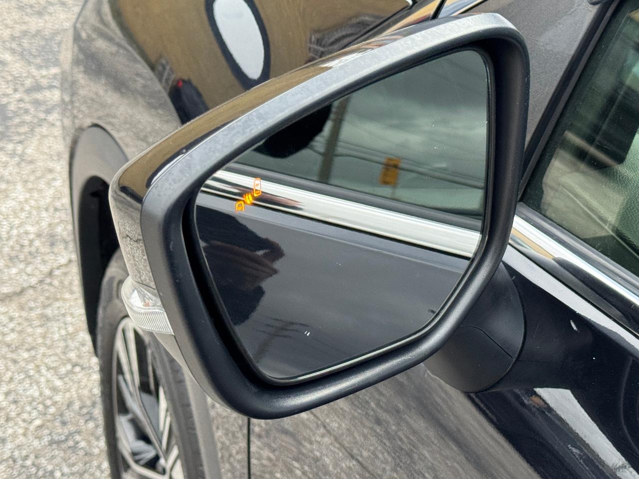 2018 Mitsubishi Eclipse Cross SE S-AWD+Adaptive Cruise+CLEAN CARFAX Photo3