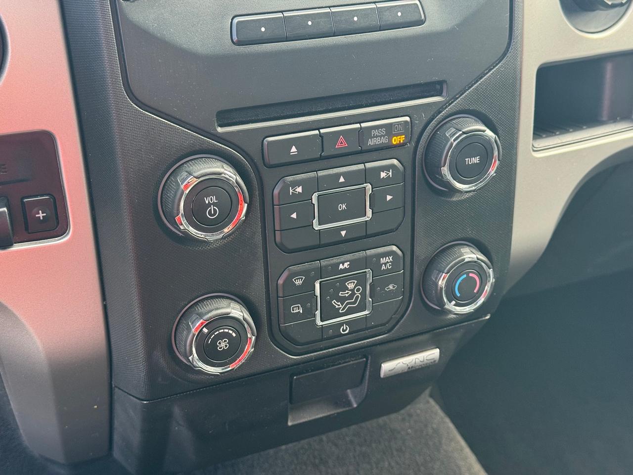 2014 Ford F-150 XL **ONE OWNER**CLEAN CARFAX** Photo