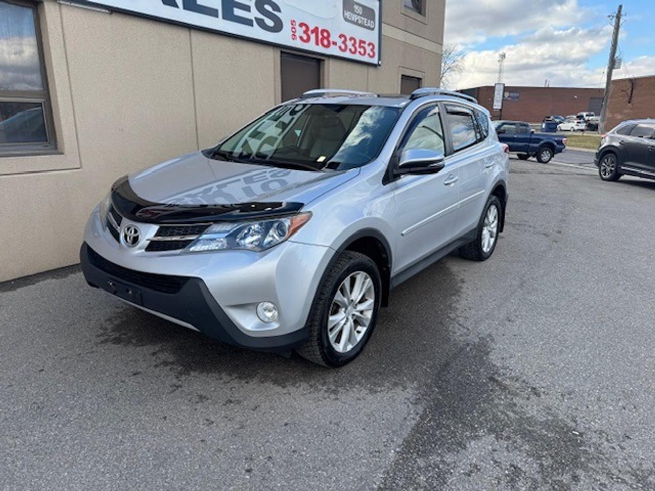 2015 Toyota RAV4 AWD 4dr Limited ACCIDENT FREE Photo