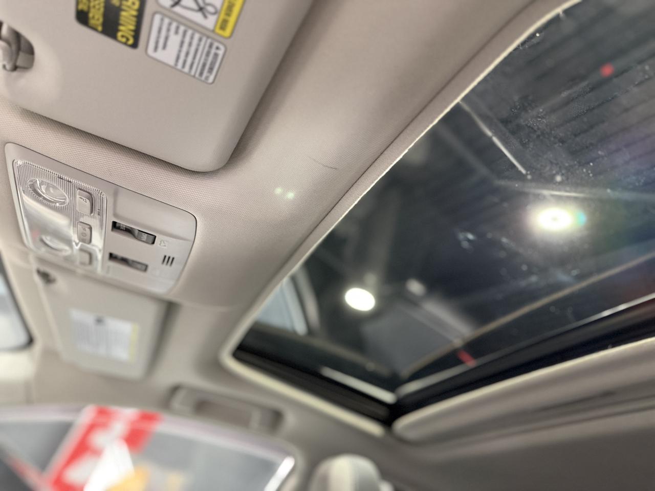 2013 Toyota RAV4 AWD 4dr XLE Photo