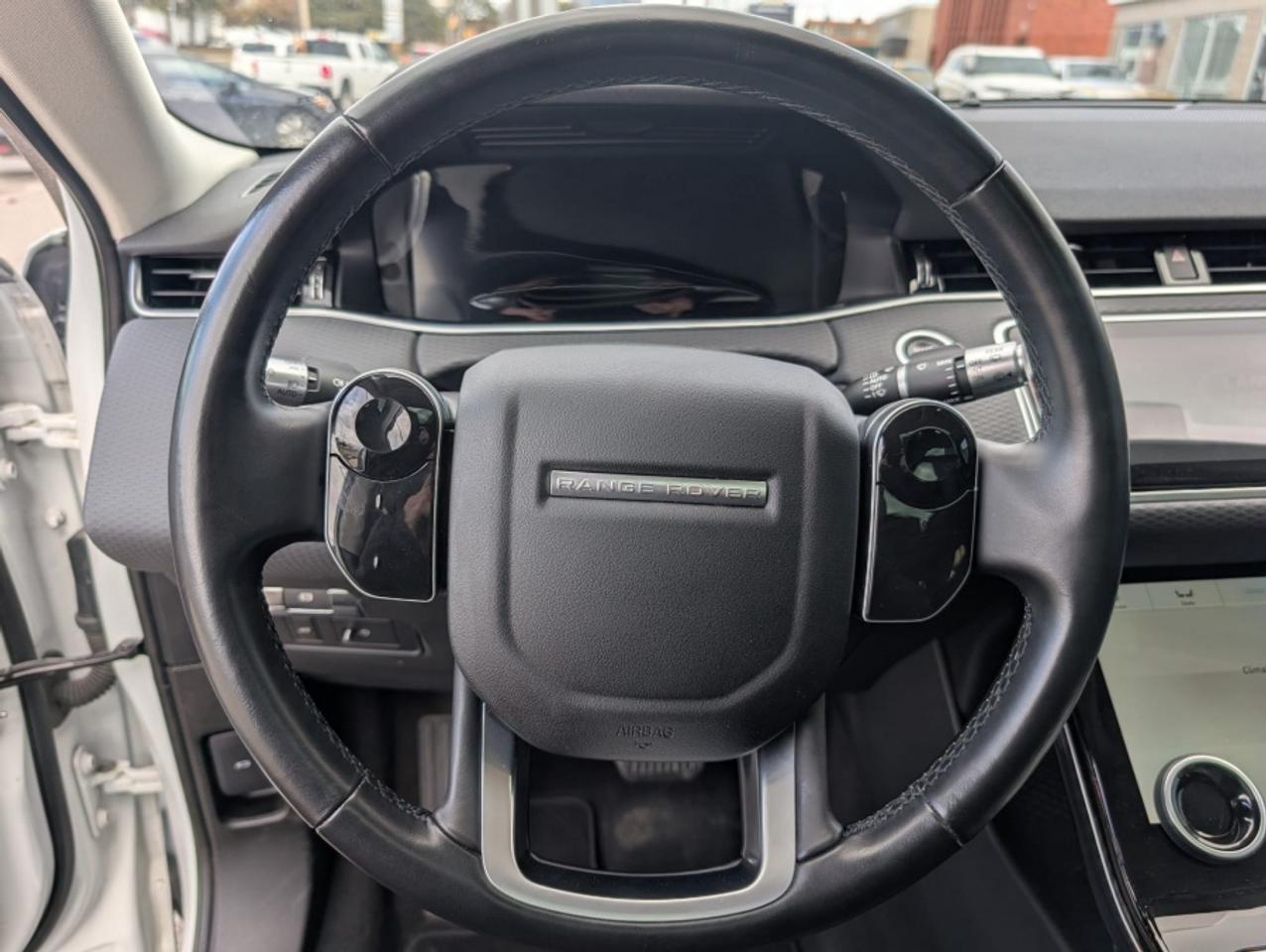 2020 Land Rover Evoque S * FULL DEALER SERVICE RECORDS * PANO SUNROOF - Photo #12