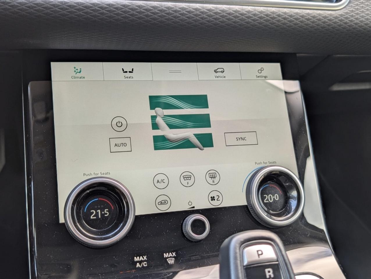2020 Land Rover Evoque S * FULL DEALER SERVICE RECORDS * PANO SUNROOF - Photo #18