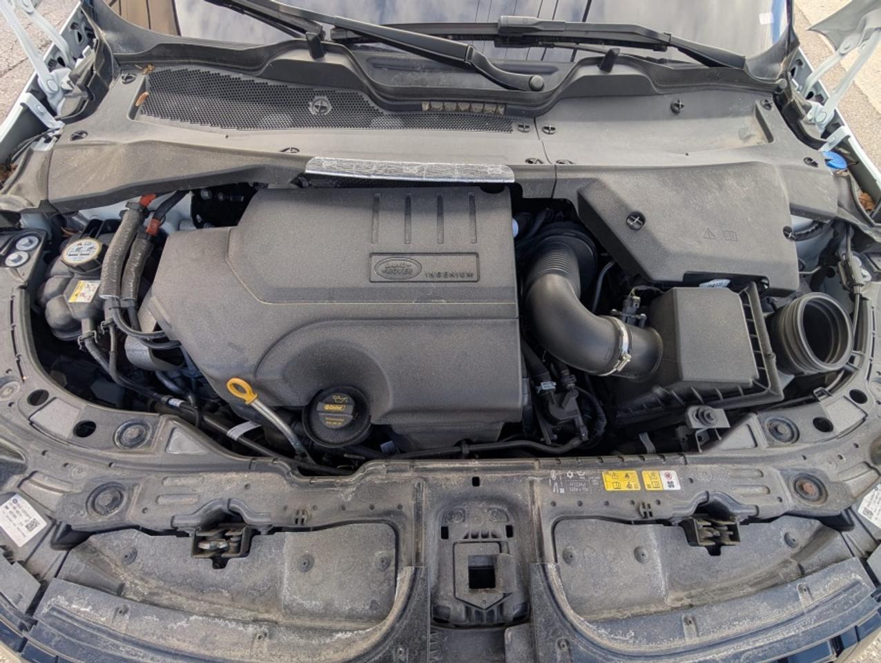 2020 Land Rover Evoque S * FULL DEALER SERVICE RECORDS * PANO SUNROOF - Photo #26