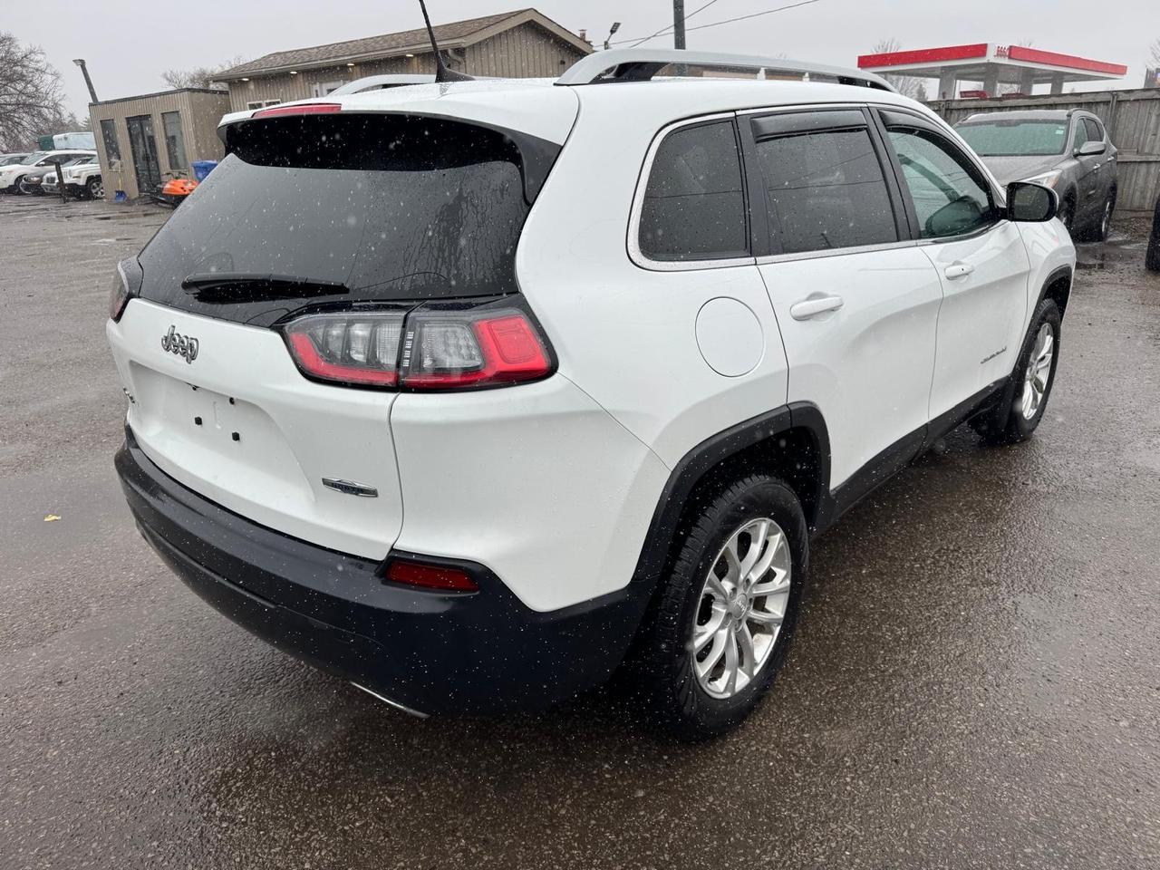 2019 Jeep Cherokee North, 4X4, WELL MAINTAINED, ONE OWNER, CERTIFIED Photo4