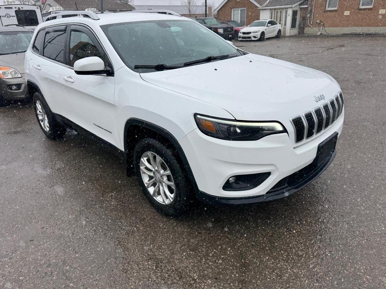 2019 Jeep Cherokee North, 4X4, WELL MAINTAINED, ONE OWNER, CERTIFIED Photo