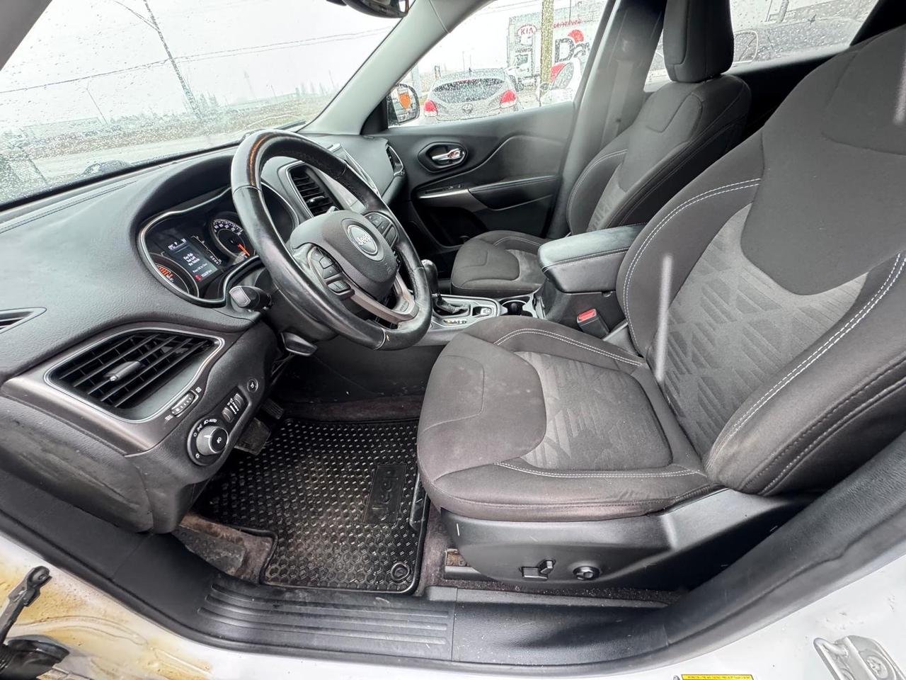 2019 Jeep Cherokee North, 4X4, WELL MAINTAINED, ONE OWNER, CERTIFIED Photo