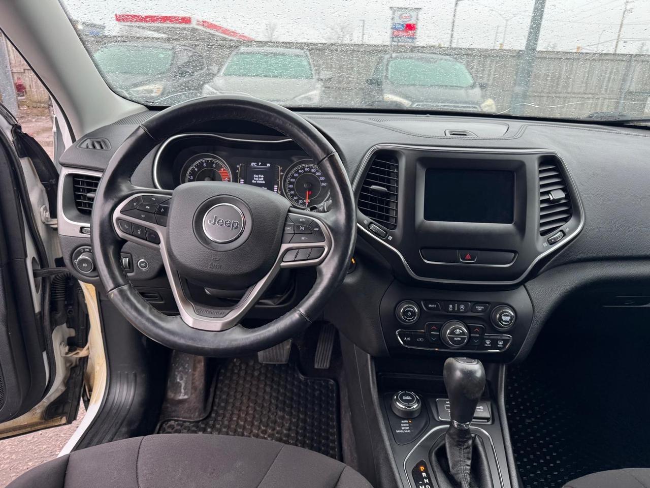 2019 Jeep Cherokee North, 4X4, WELL MAINTAINED, ONE OWNER, CERTIFIED Photo