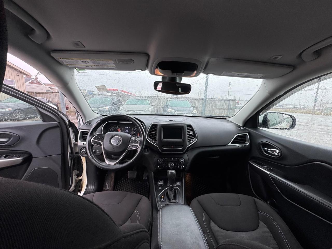 2019 Jeep Cherokee North, 4X4, WELL MAINTAINED, ONE OWNER, CERTIFIED Photo