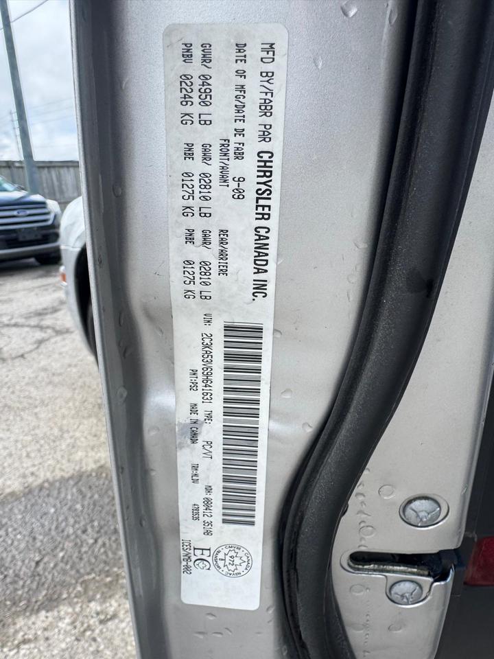 2009 Chrysler 300 Touring, NO ACCIDENTS, ONLY 101KMS, CERTIFIED Photo