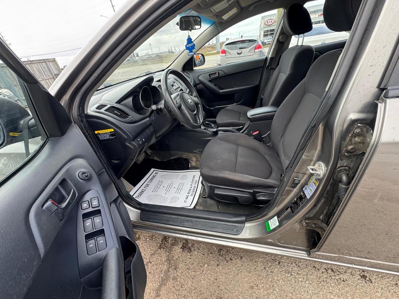 2012 Kia Forte5 LX, WELL MAINTAINED, 185KMS, CERTIFIED Photo