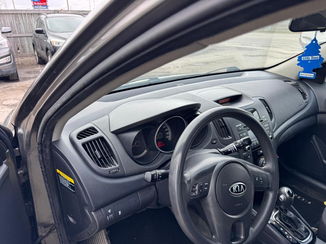 2012 Kia Forte5 LX, WELL MAINTAINED, 185KMS, CERTIFIED Photo