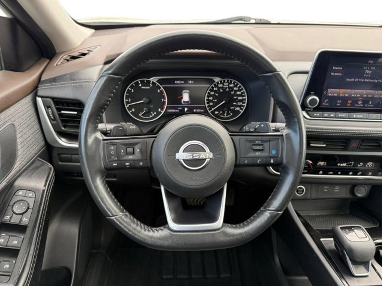 2023 Nissan Rogue SV MOONROOF - Photo #15