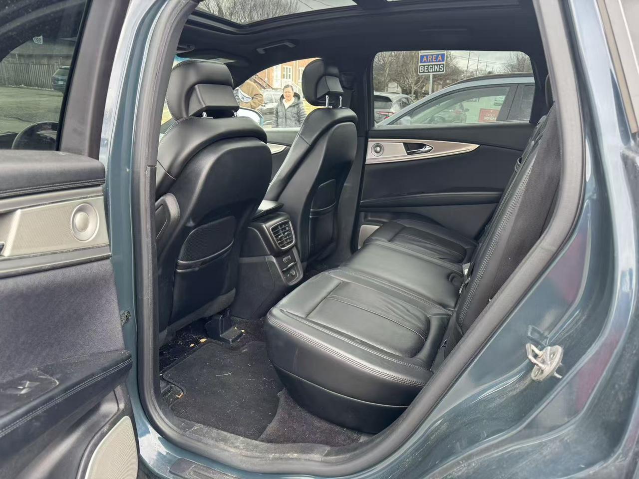 2016 Lincoln MKX AWD 4DR RESERVE Photo