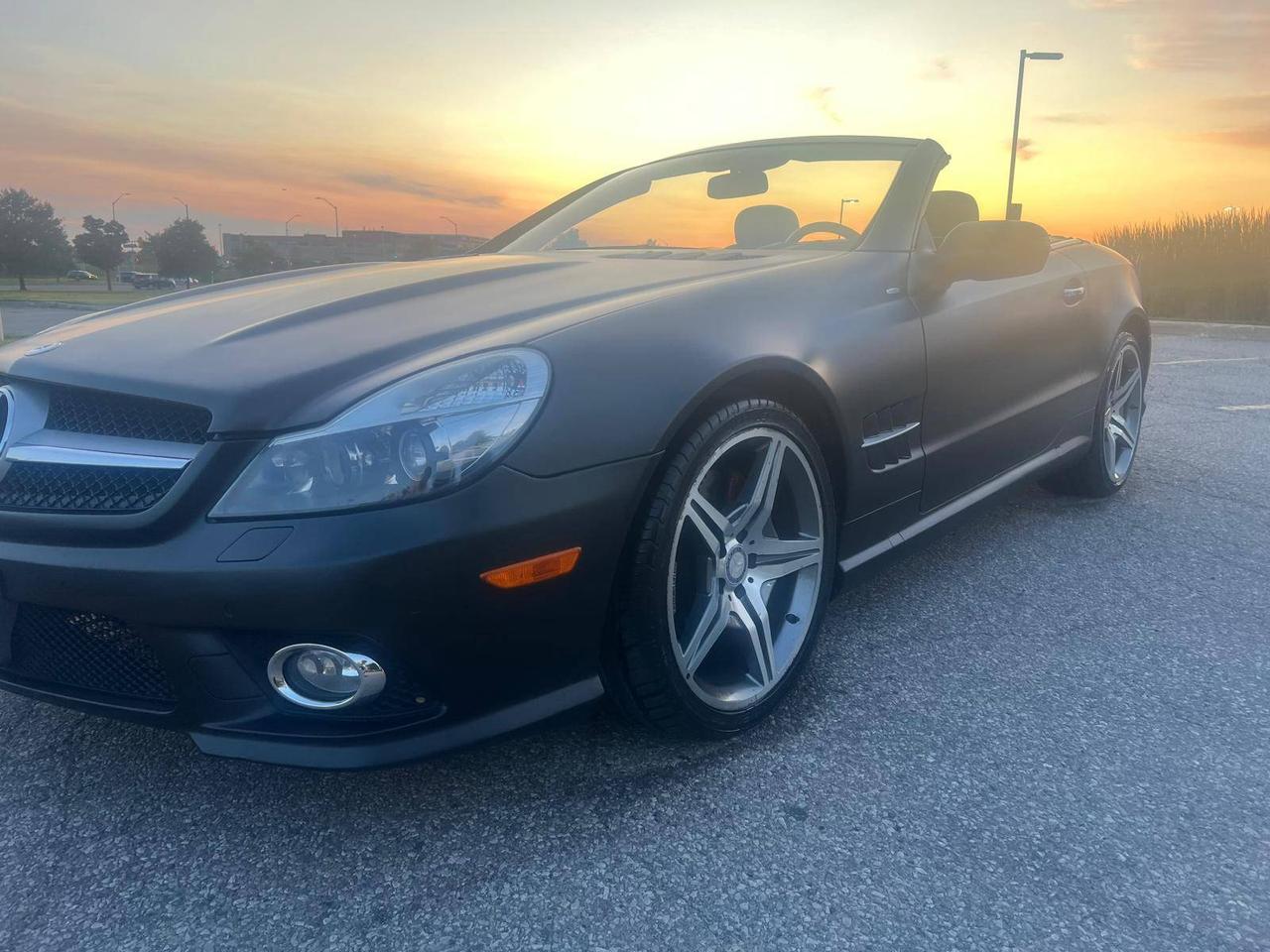 2011 Mercedes-Benz SL-Class SL 550 Night Edition Photo
